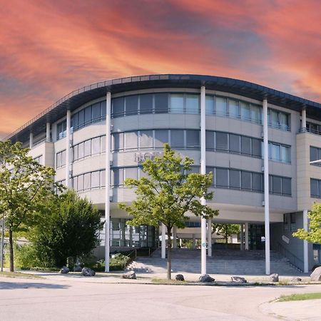 Four Munich Neue Messe Hotel Ашхайм Екстериор снимка