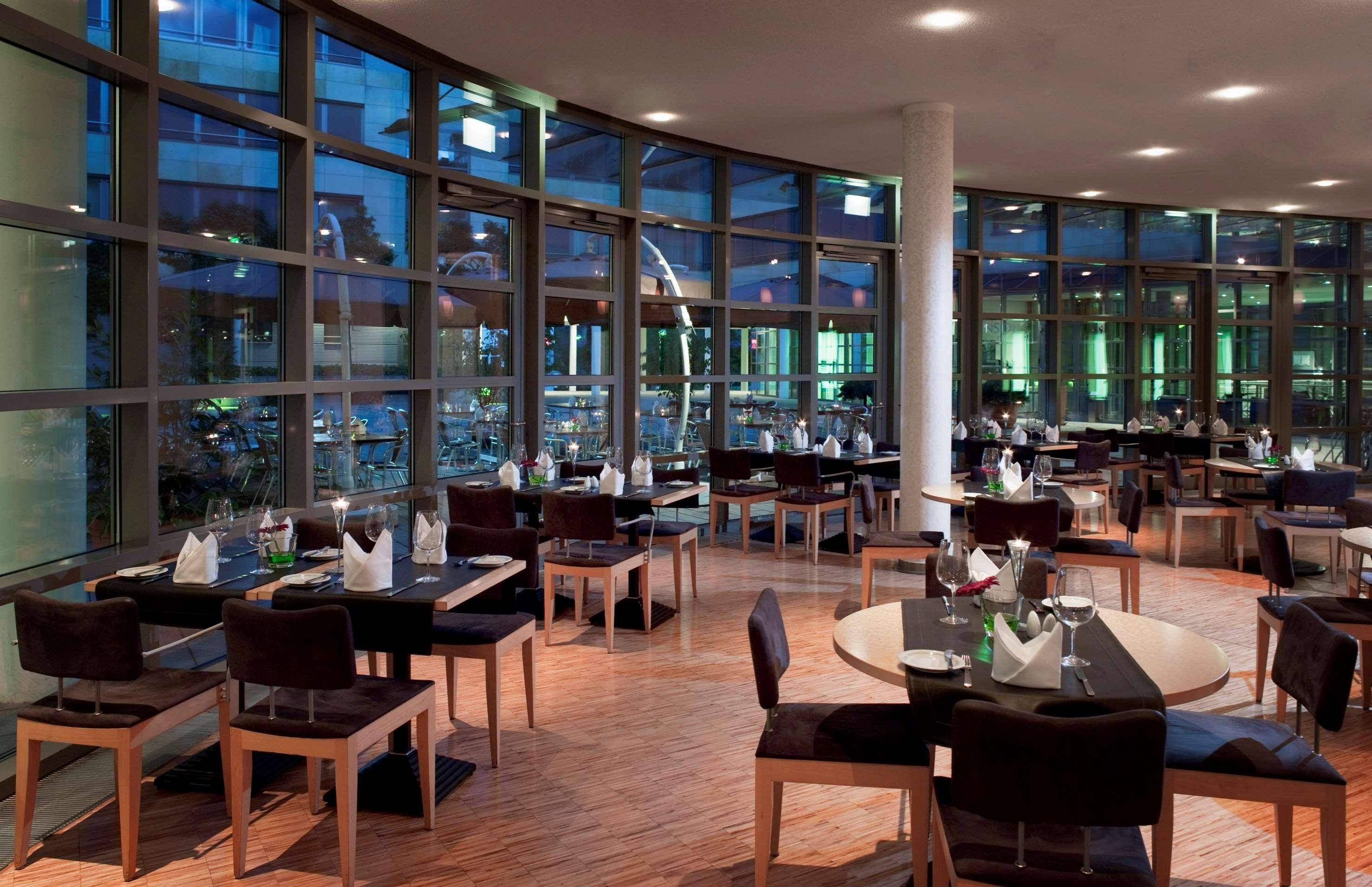 Four Munich Neue Messe Hotel Ашхайм Екстериор снимка