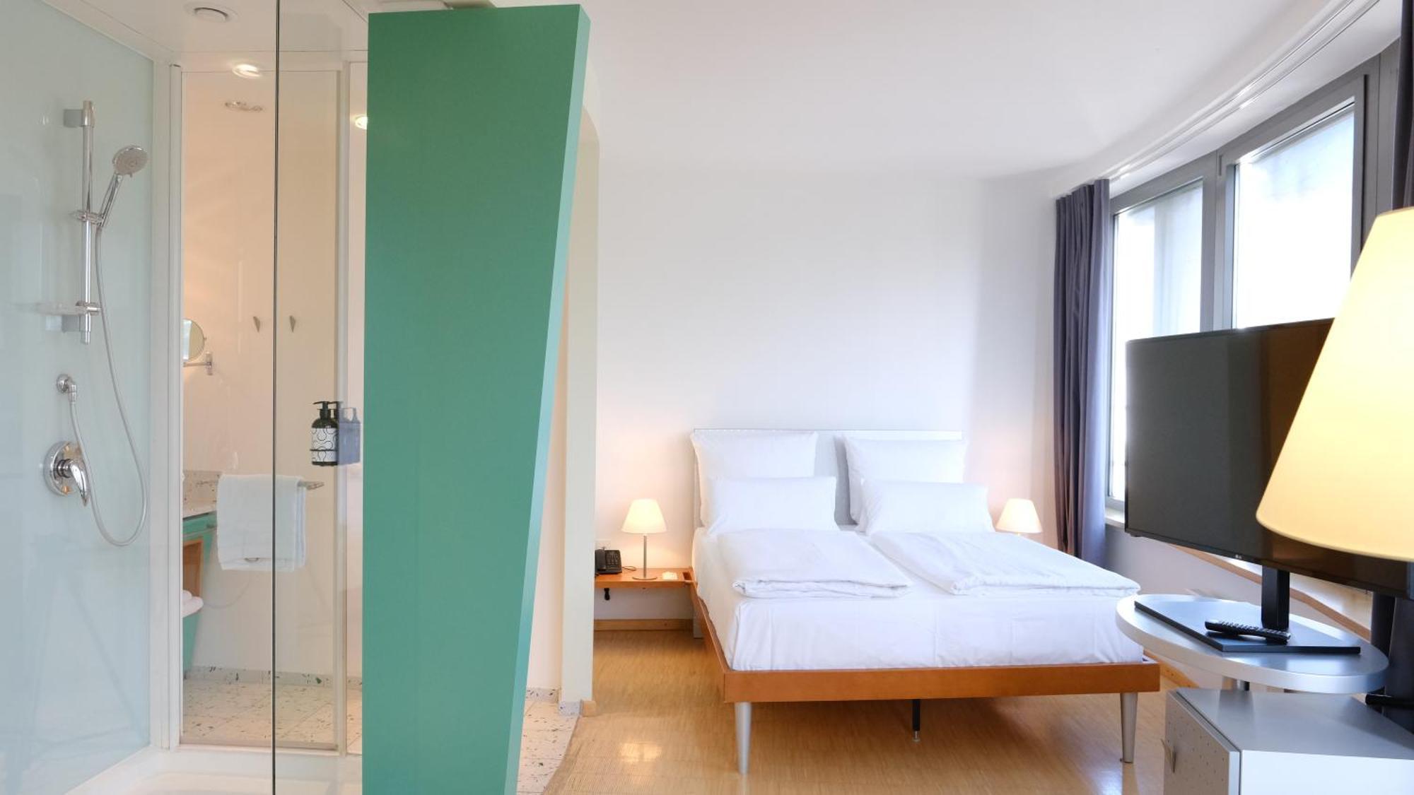 Four Munich Neue Messe Hotel Ашхайм Екстериор снимка